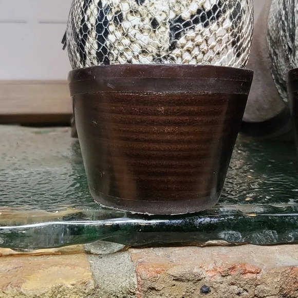 Cole Haan Grand Series Beige Suede & Snakeskin | Leather | 2 inch Heel Wms 7B - Picture 7 of 11